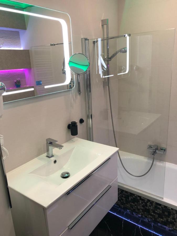 דירות Debogorze Apartament Zatoka Deluxe Z Ogrodem מראה חיצוני תמונה