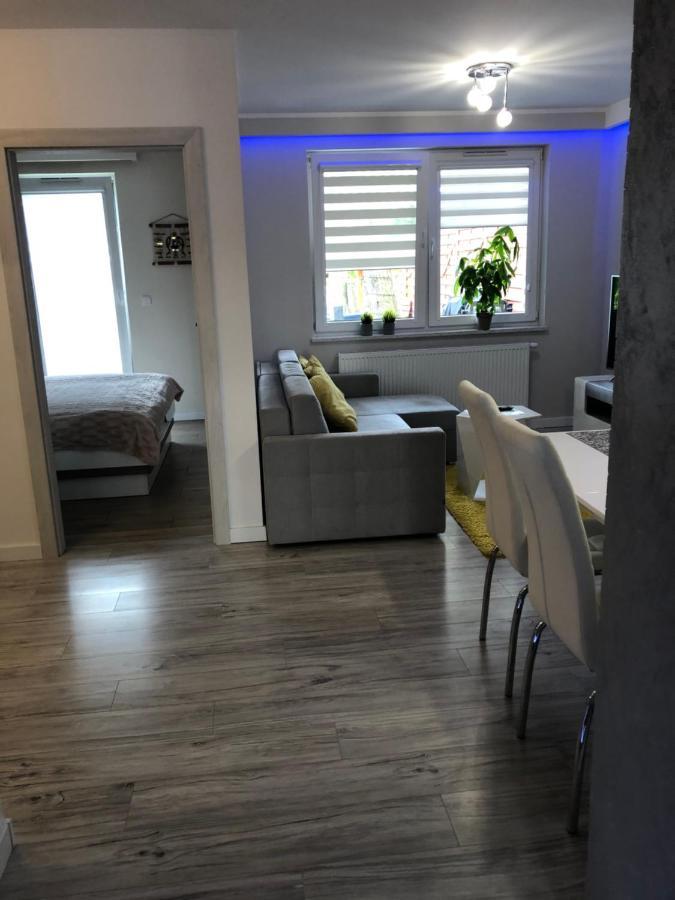 דירות Debogorze Apartament Zatoka Deluxe Z Ogrodem מראה חיצוני תמונה