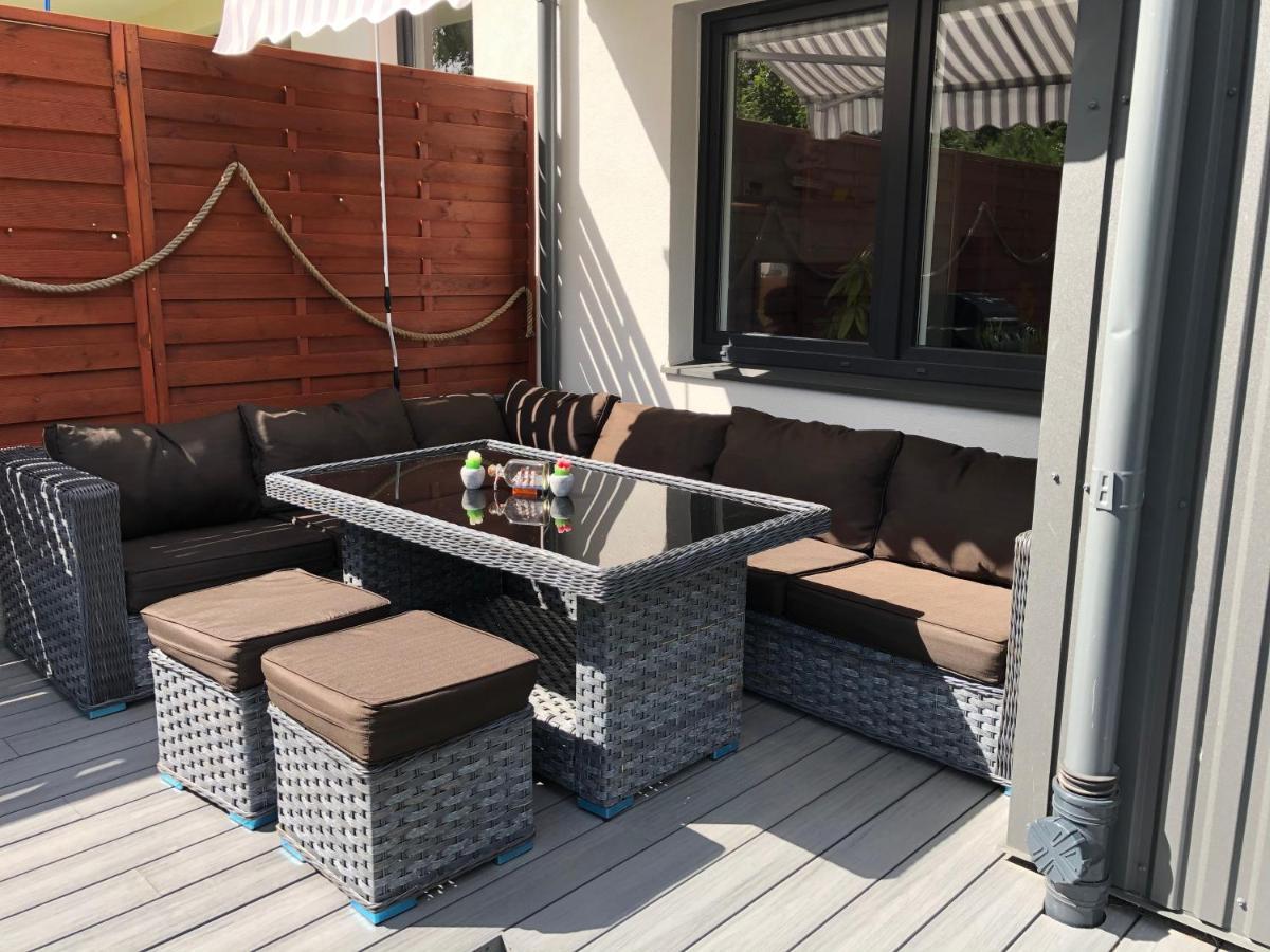 דירות Debogorze Apartament Zatoka Deluxe Z Ogrodem מראה חיצוני תמונה